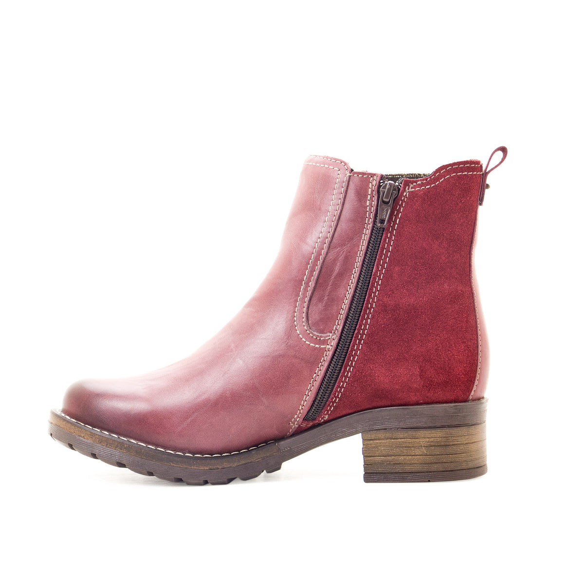 Kourtney Scrunched Leather Chelsea Boot