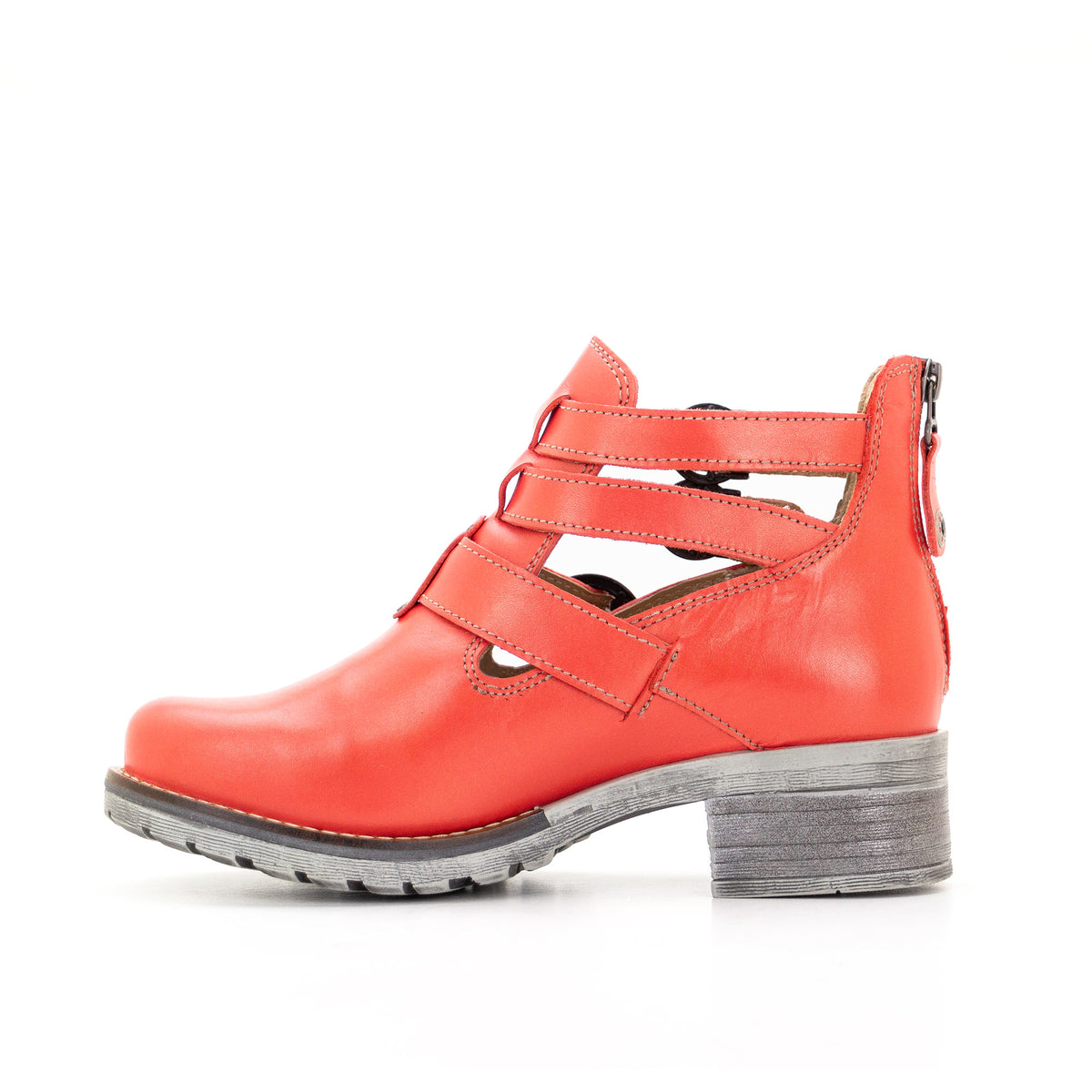 Kelsy Short Summer Pearl Leather Boot