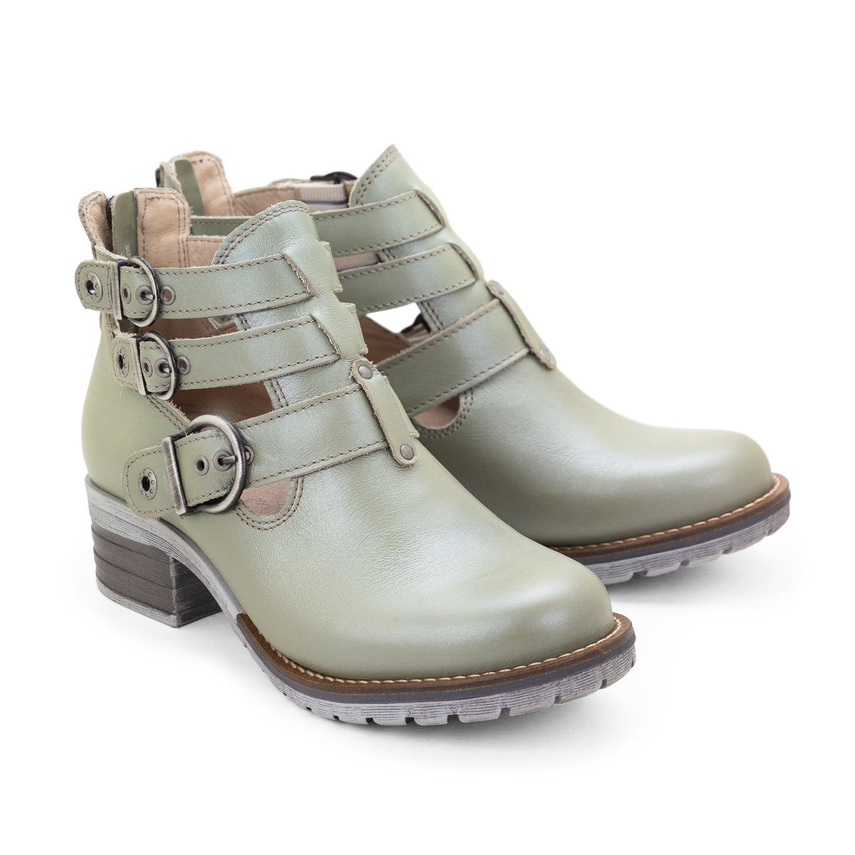 Kelsy Short Summer Pearl Leather Boot